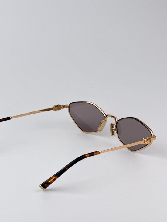 Miu Miu MU56ZS 5AK20I REGARD BRAND NEW Sunglasses Gold Purple Geometric Unisex main image 5